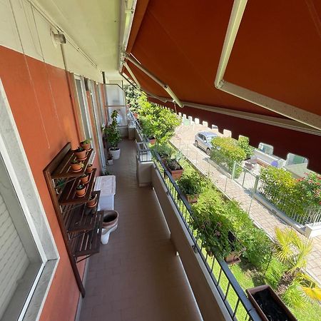 Appartamento Moderno Sul Mare มารีนา ดิ มาซซา ภายนอก รูปภาพ